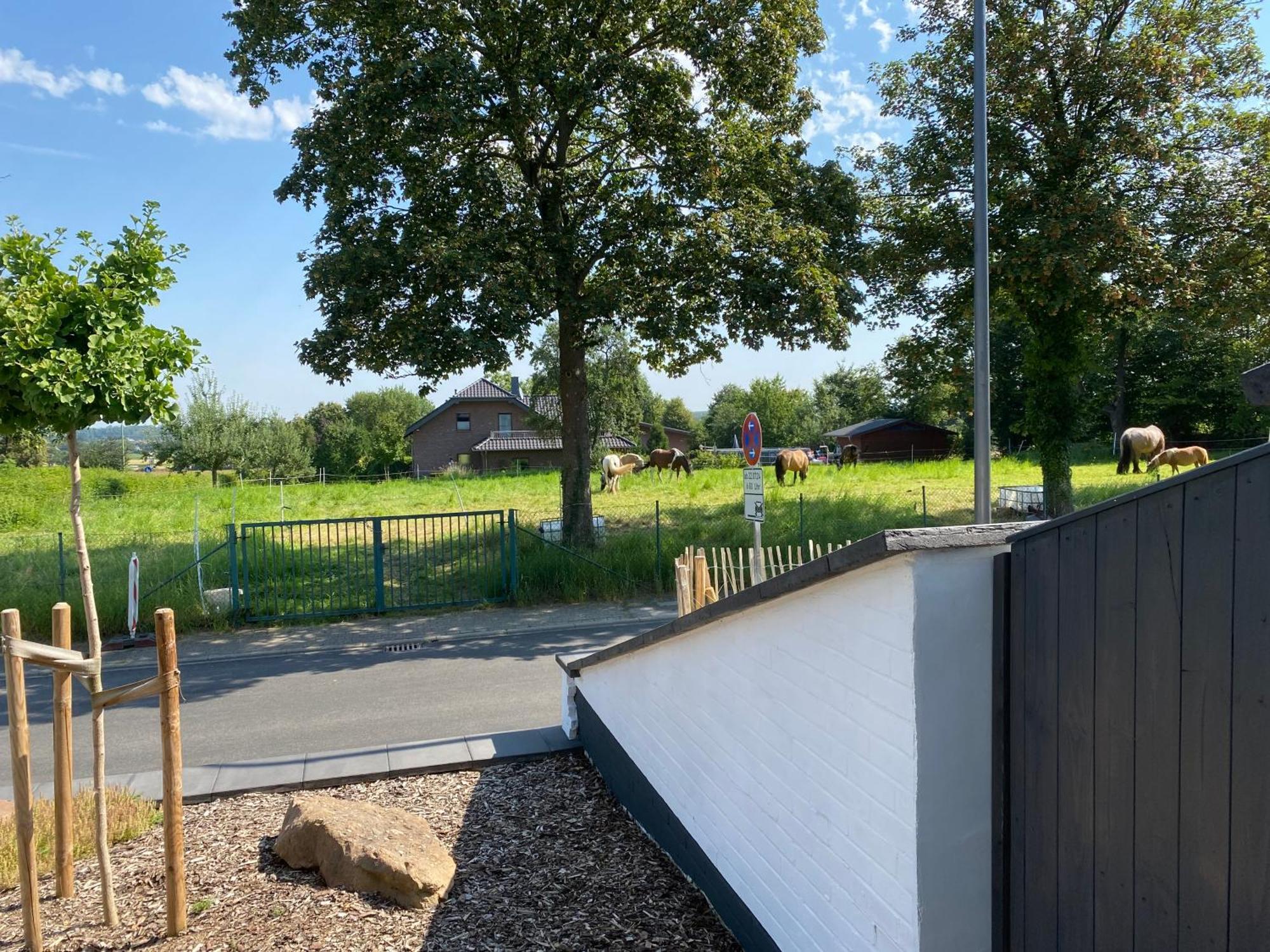 Grosszuegige Premium-Ferienwohnung Bb43 In Der Eifel - 70Qm Top-Ausstattung & Natur Pur Duren Exterior photo